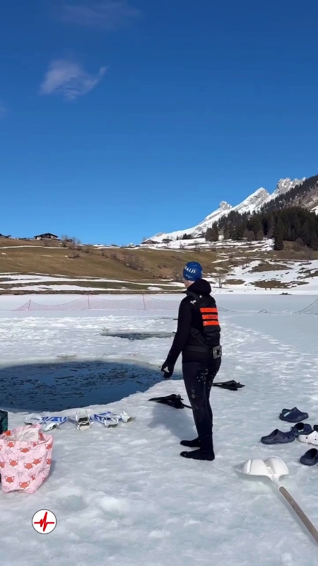 Plongée sous Glace en apnée à La Clusaz